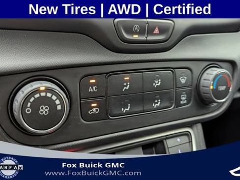 Certified 2023 GMC Terrain SLE AWD/4WD image 15
