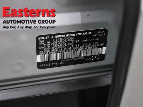 Used 2023 Mitsubishi Outlander SE AWD/4WD image 34