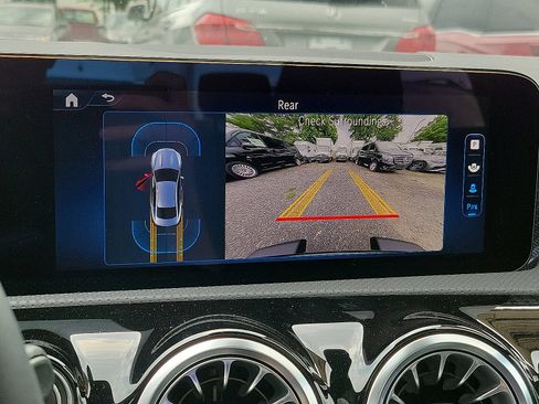 New 2025 Mercedes-Benz CLA 250 4MATIC image 15