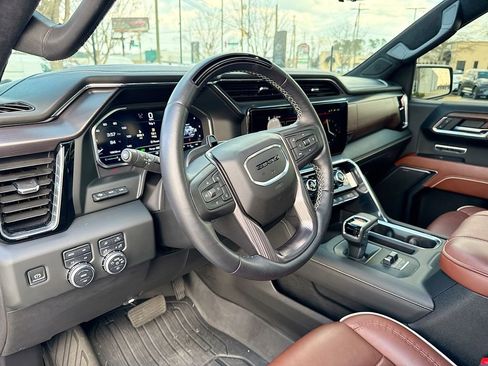 Used 2024 GMC Sierra 1500 Denali Ultimate image 20