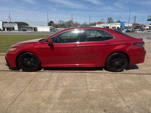 Used 2023 Toyota Camry XSE w/ Navigation Package FWD image 6