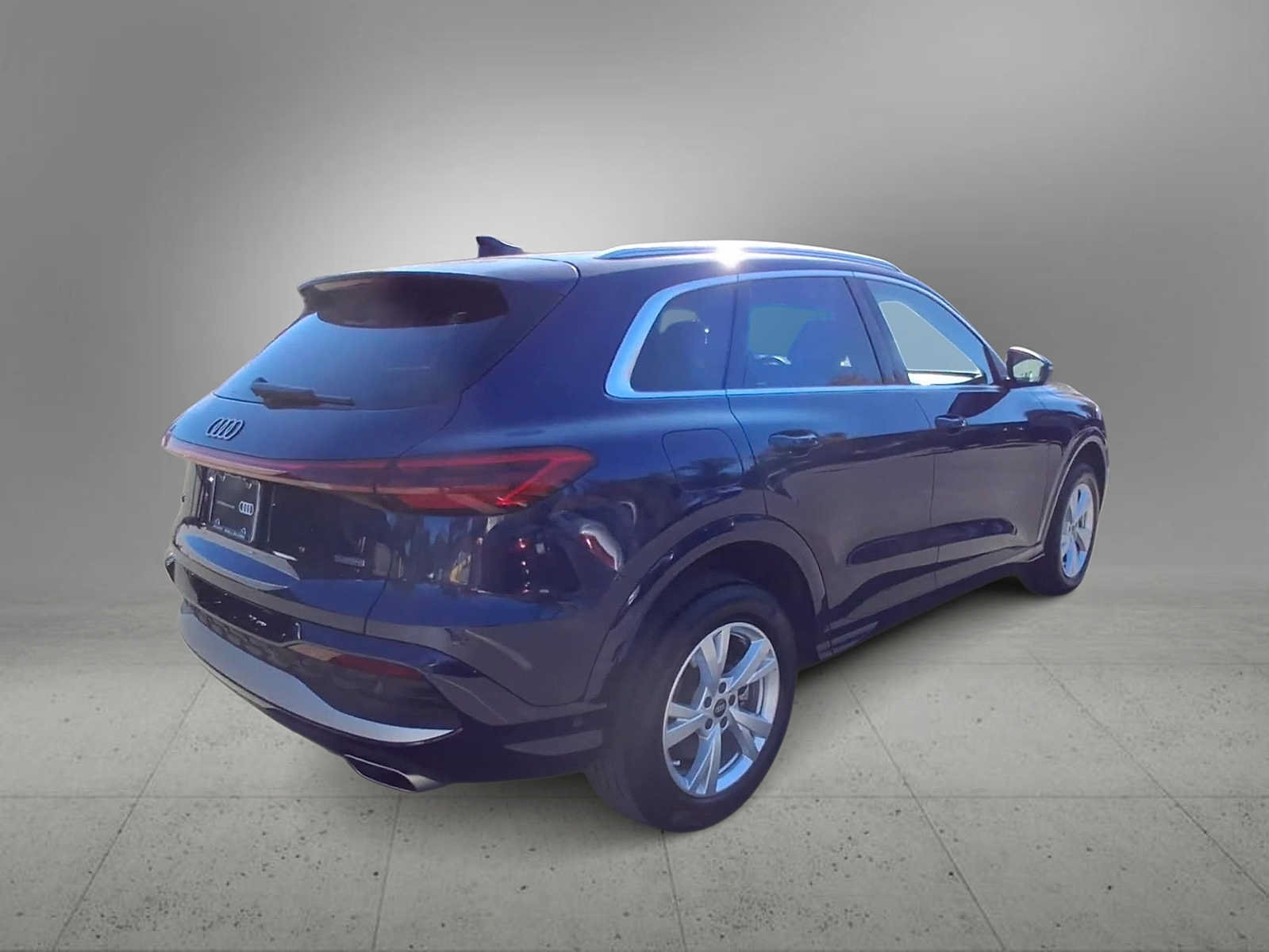 Used 2025 Audi Q5 Premium AWD/4WD image 8