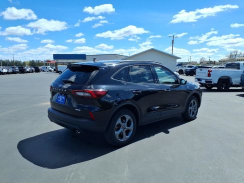 Used 2025 Ford Escape ST-Line Select AWD/4WD image 6