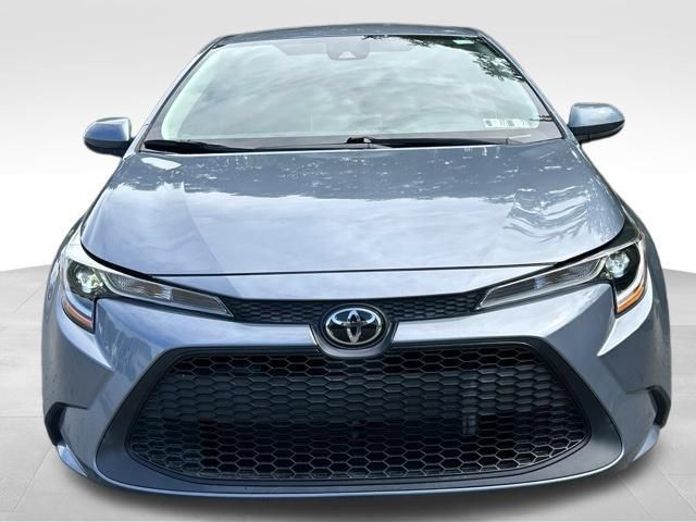 Used 2020 Toyota Corolla LE FWD image 8