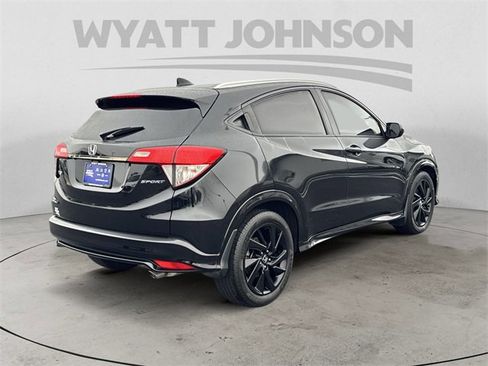 Used 2021 Honda HR-V Sport image 5