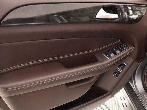 Used 2018 Mercedes-Benz GLS 450 4MATIC image 18