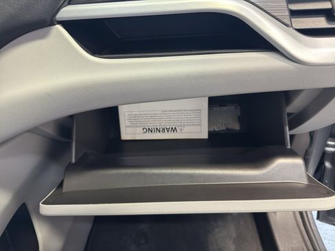 Used 2018 GMC Terrain SLT w/ Preferred Package image 21