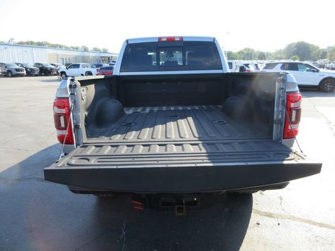 Used 2022 RAM 2500 Laramie AWD/4WD image 8