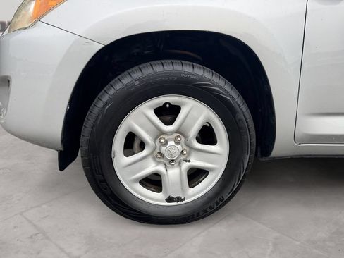 Used 2011 Toyota RAV4 4WD w/ Base L4 Extra Value Pkg image 14