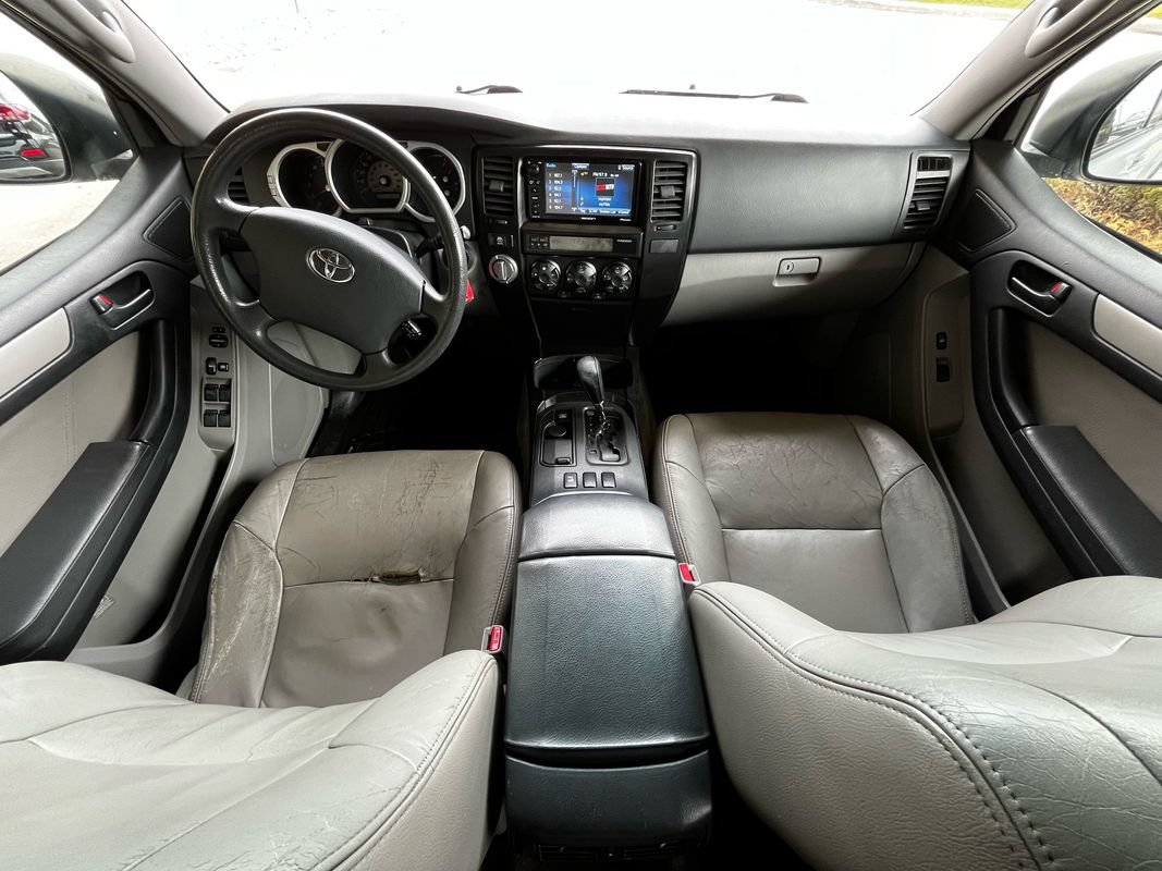 Used 2003 Toyota 4Runner SR5 AWD/4WD image 11