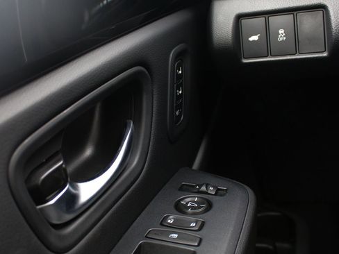 New 2025 Honda Pilot Touring image 14