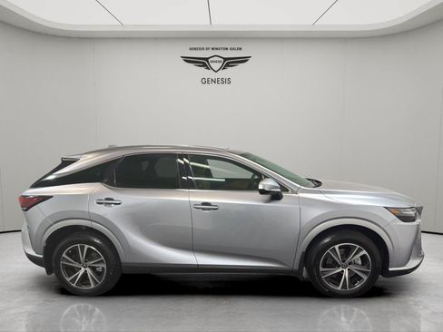 Used 2026 Lexus RX 350 Premium w/ Accessory Package (2T) FWD image 6