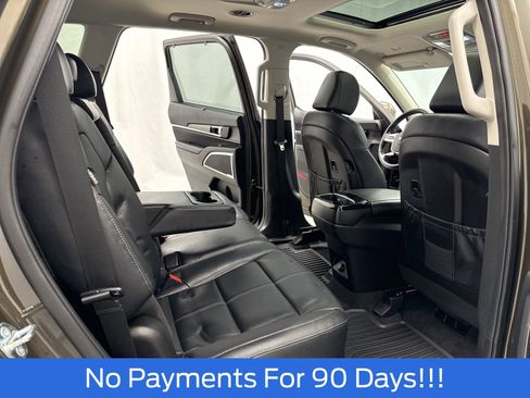 Used 2025 Kia Telluride EX image 38
