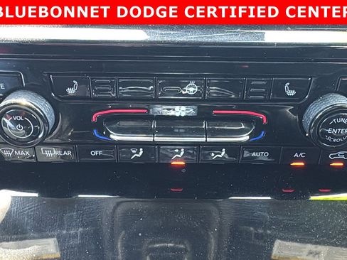 Used 2023 Jeep Grand Cherokee L Altitude AWD/4WD image 21