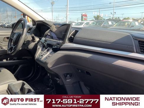 Used 2023 Honda Odyssey EX-L image 16
