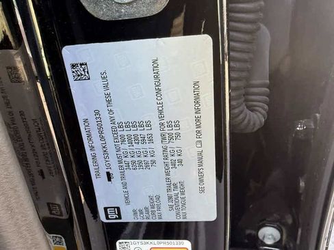 Used 2023 Cadillac Escalade ESV Premium Luxury image 10