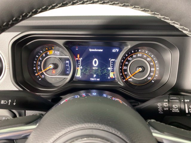 Used 2026 Jeep Wrangler Unlimited Sahara AWD/4WD image 23