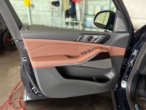 New 2026 BMW X5 xDrive50e w/ M Sport Package image 26