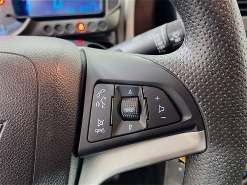 Used 2015 Chevrolet Sonic LT image 28