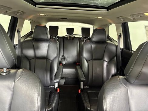 Used 2021 Subaru Ascent Limited w/ Technology Package AWD/4WD image 14