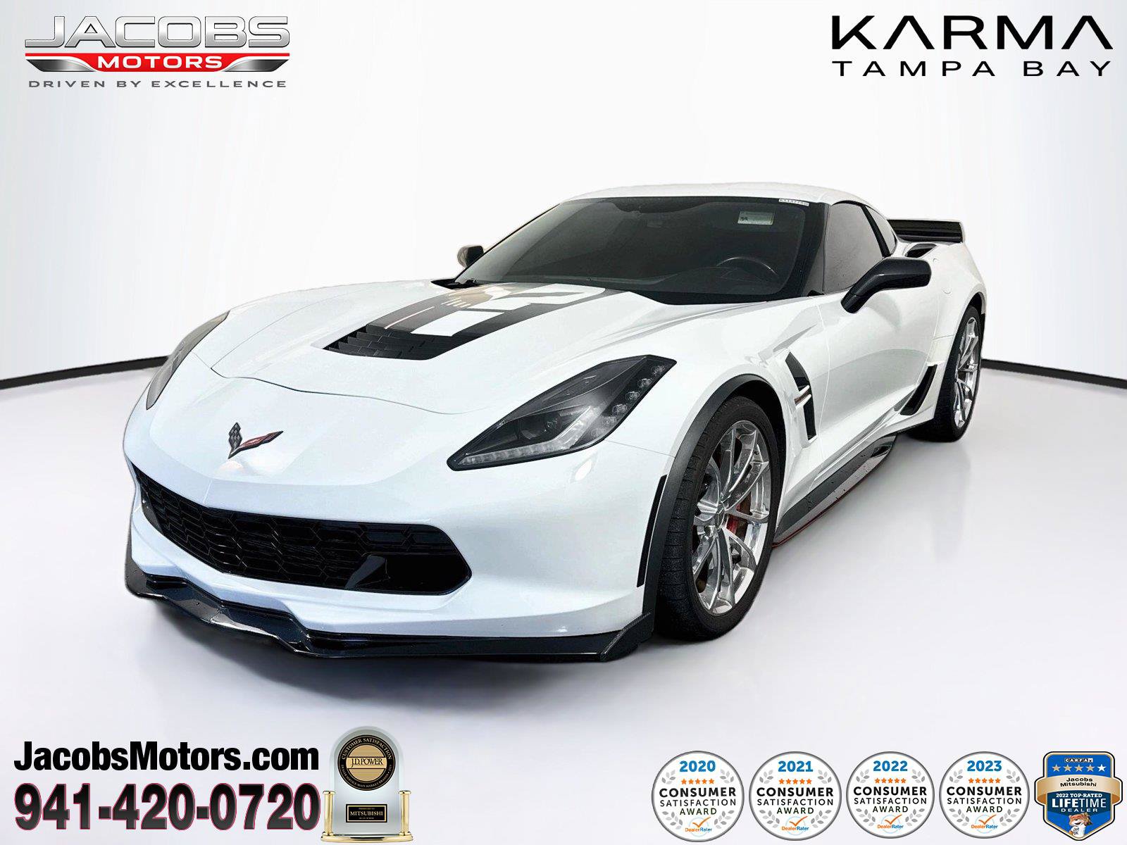 Used 2019 Chevrolet Corvette Grand Sport w/ Carbon Flash Badge Package RWD image 1