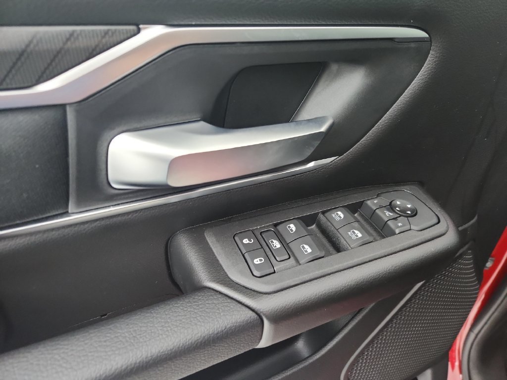 New 2026 RAM 1500 Big Horn AWD/4WD image 21