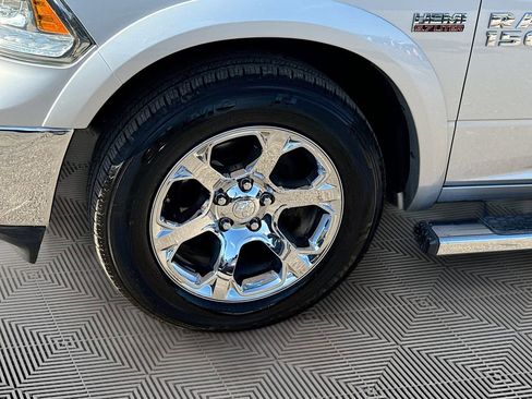 Used 2018 RAM 1500 Laramie AWD/4WD image 34