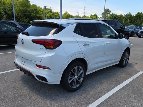 Used 2020 Buick Encore GX Select w/ Sport Touring Package FWD image 8