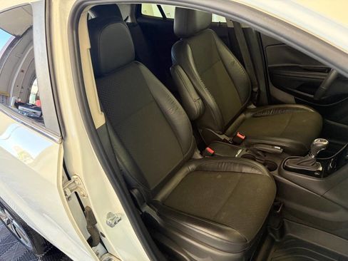 Used 2017 Buick Encore Preferred AWD/4WD image 23