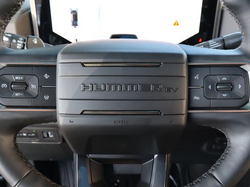 Used 2024 GMC Hummer EV 3X w/ Extreme Off-Road Package image 25