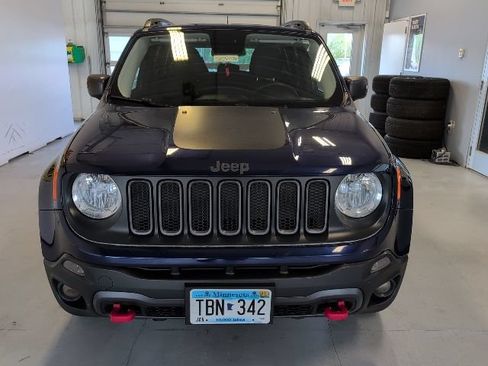 Used 2016 Jeep Renegade Trailhawk w/ Cold Weather Group AWD/4WD image 8