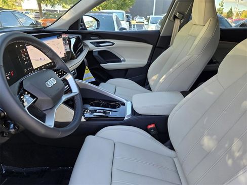 New 2025 Audi Q5 Premium Plus image 27