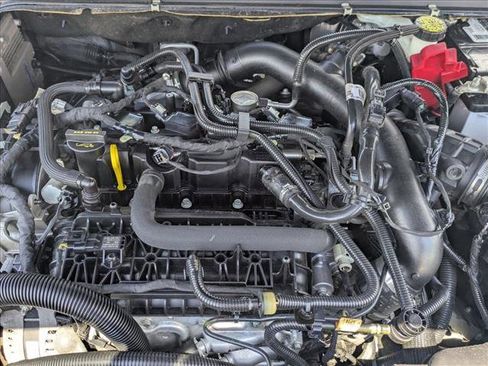 Used 2019 Ford Fusion SE FWD image 21