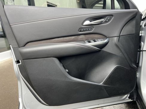 Used 2021 Cadillac XT4 Sport image 9