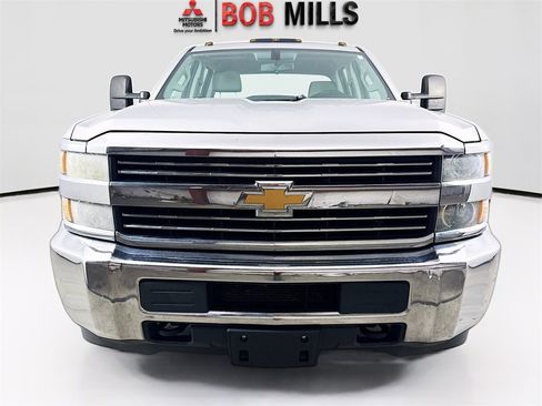 Used 2015 Chevrolet Silverado 3500 W/T image 2