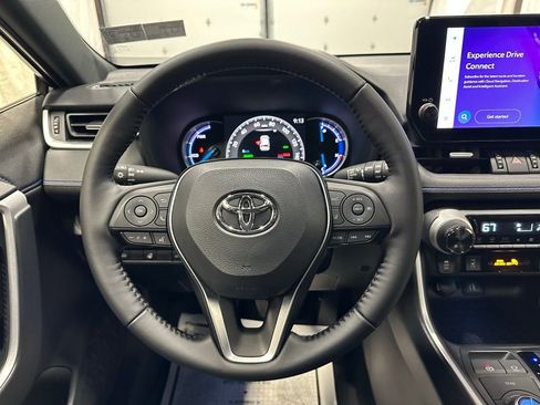 Used 2025 Toyota RAV4 XSE w/ Weather Package image 18