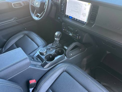 New 2026 Ford Bronco Badlands AWD/4WD image 16