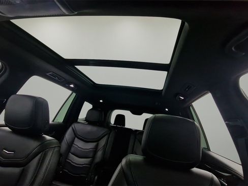 Used 2022 Cadillac XT6 Premium Luxury w/ Platinum Package image 26