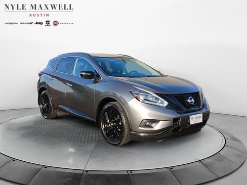 Used 2018 Nissan Murano SL w/ Midnight Edition Package FWD image 2