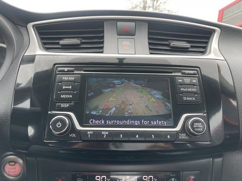 Used 2018 Nissan Sentra SV image 18