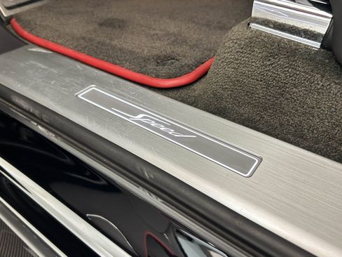 Used 2020 Bentley Bentayga Speed image 16