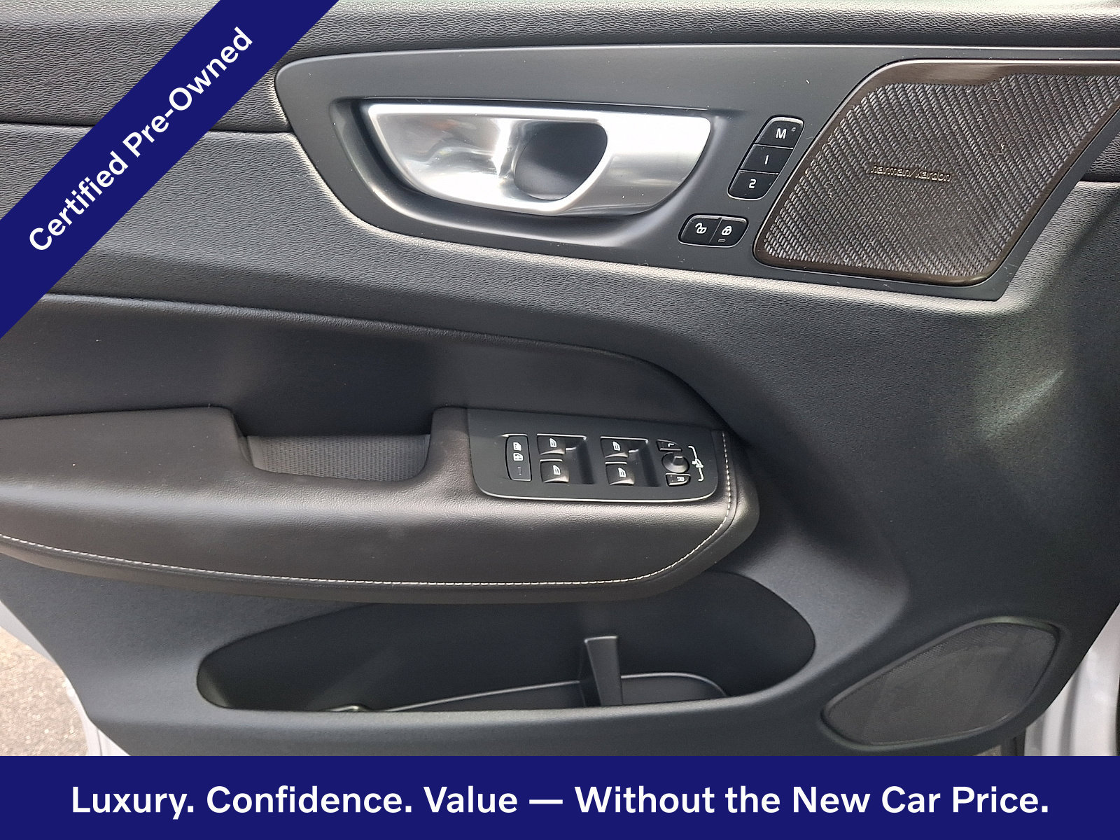 Certified 2023 Volvo XC60 B5 Ultimate w/ Climate Package AWD/4WD image 13