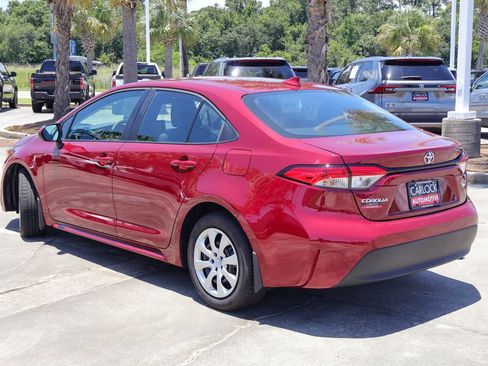 Used 2026 Toyota Corolla LE FWD image 19
