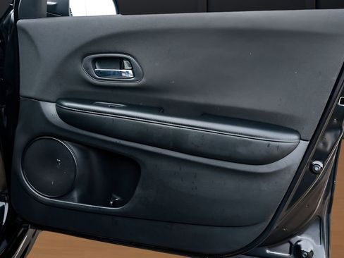 Used 2021 Honda HR-V Sport image 23