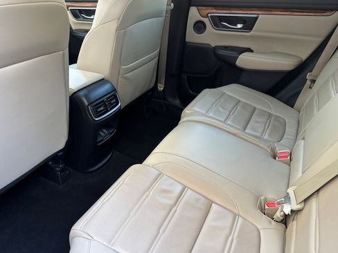 Used 2018 Honda CR-V Touring image 26