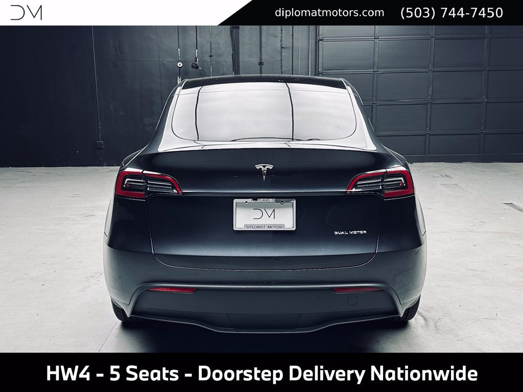 Used 2025 Tesla Model Y Long Range AWD/4WD image 6
