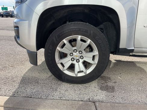 Used 2018 Chevrolet Colorado LT image 17