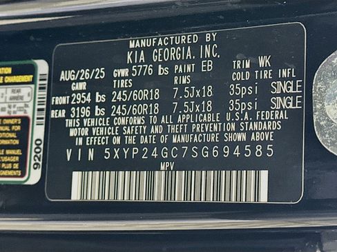 Used 2025 Kia Telluride LX FWD image 12
