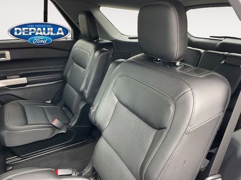 Used 2023 Ford Explorer Limited w/ Equipment Group 301A image 17
