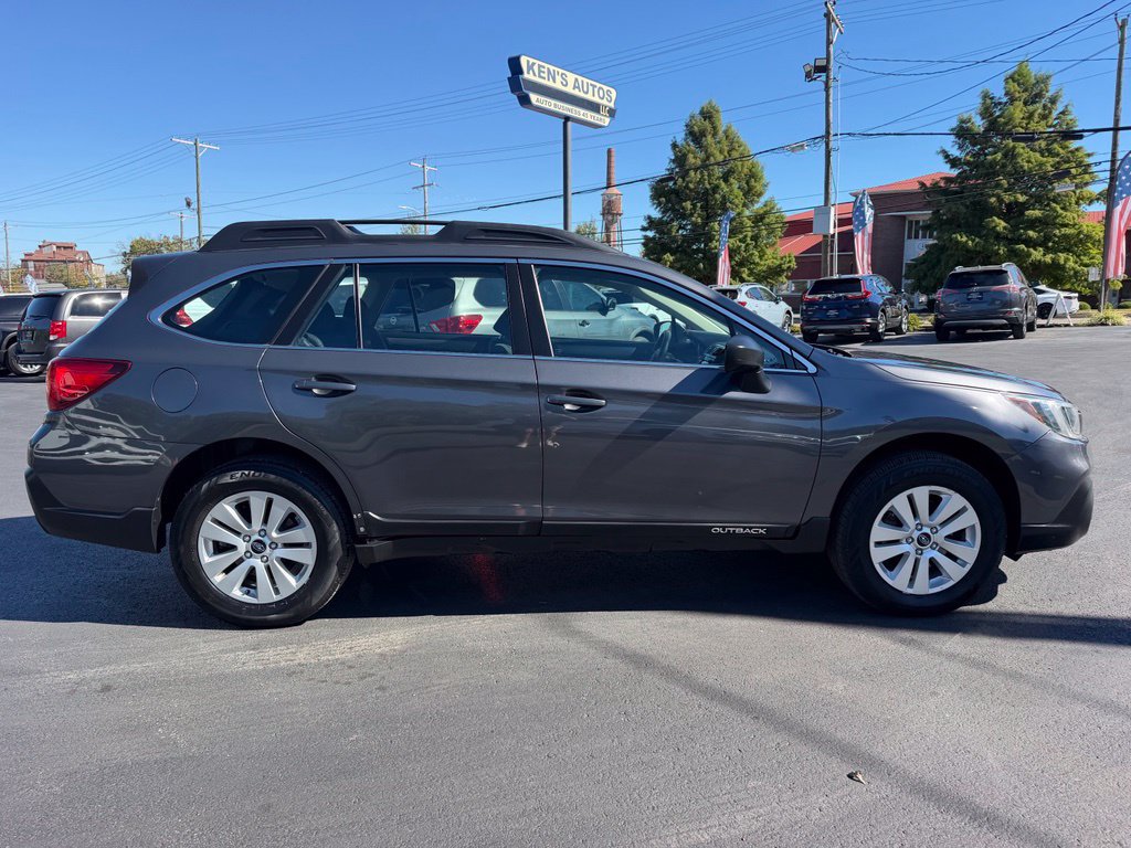 Used 2018 Subaru Outback 2.5i AWD/4WD image 4